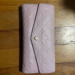 Louis Vuitton Auth. By The Real Real wallet. gently used, lt. pink, 1 ma…